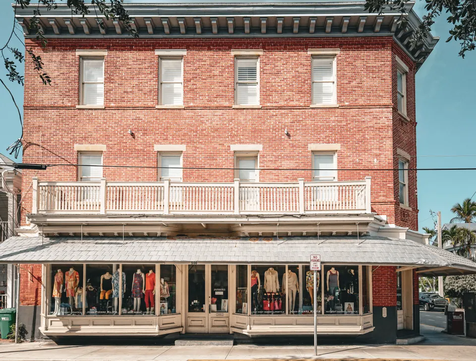 Navigating Carrollton's Landmarks with Confidence in Carrollton